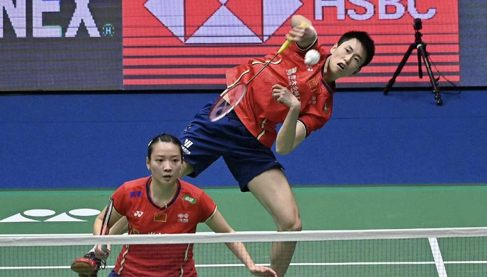 开云下载-泰国队险胜中国队，黄鸭组合点燃赛场的简单介绍