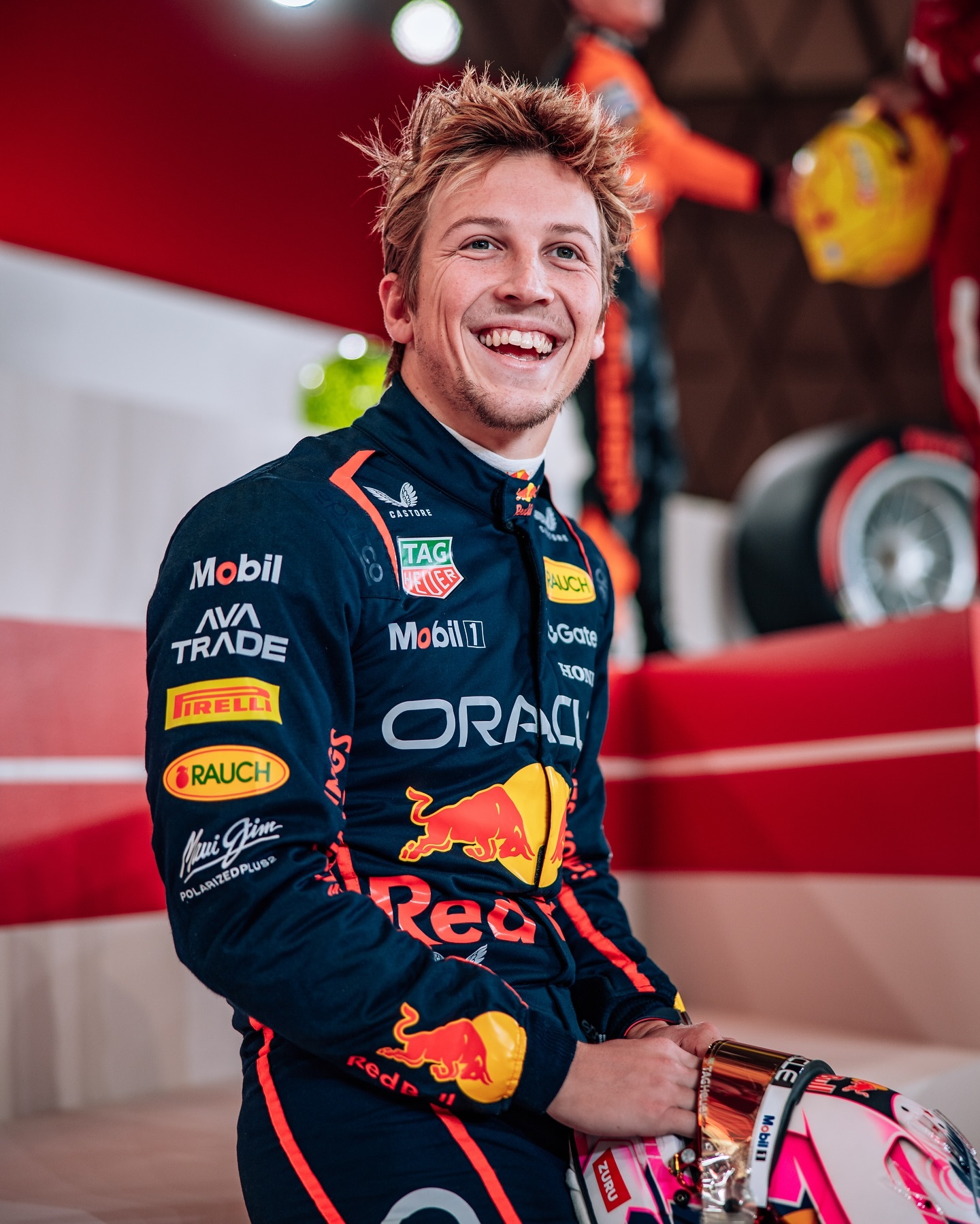 红牛二队横扫哈斯车队,汉密尔顿刷新纪录 红牛二队横扫哈斯车队,汉密尔顿刷新纪录